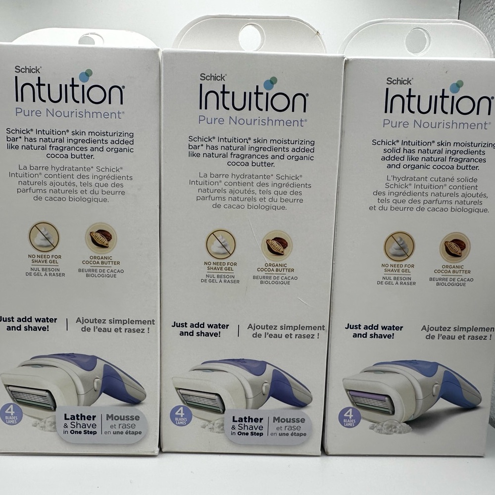Pure Nourishment Razor with Blue Handle - Picture 3 of 6